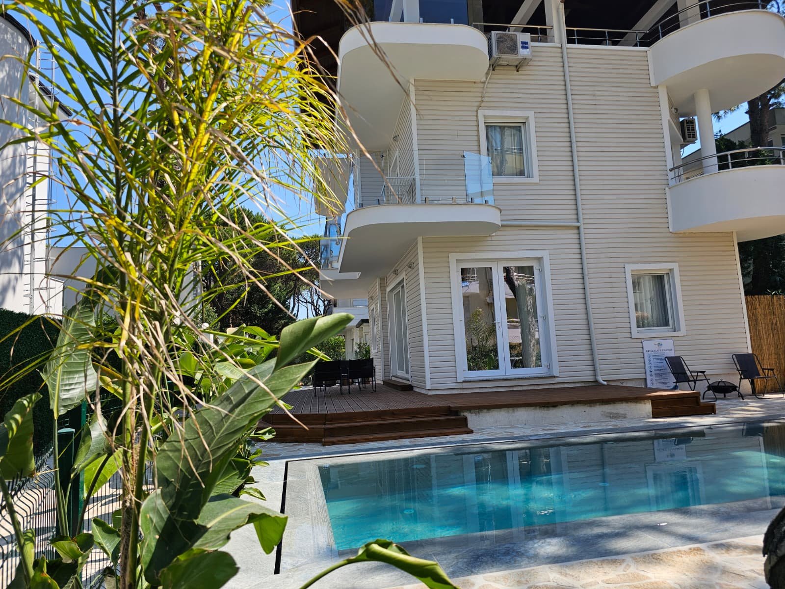 Blue Wave Villa — Qerret, Golem (19)